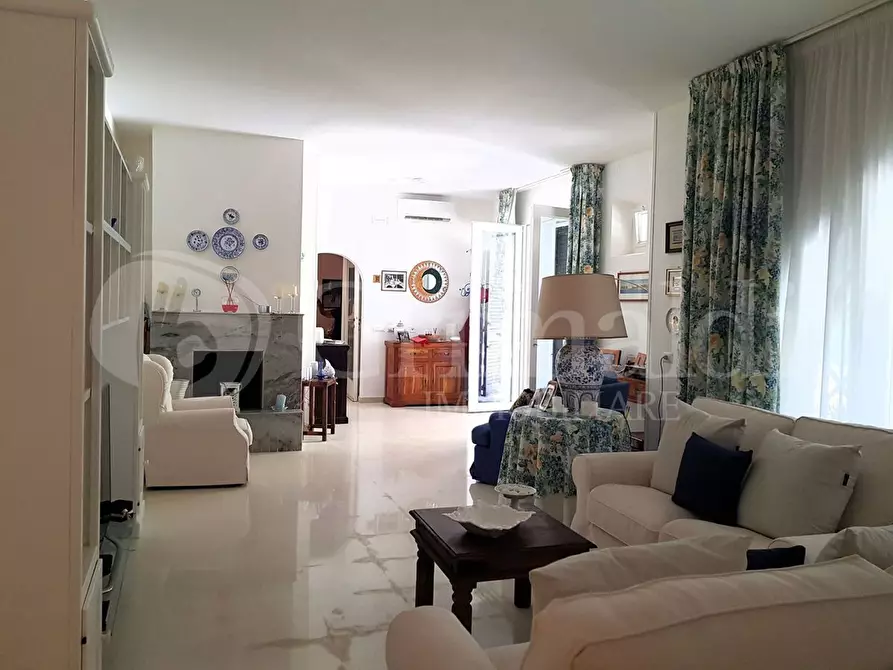 Immagine 17 di Casa indipendente in vendita  in corso cesare vergine a Tuglie