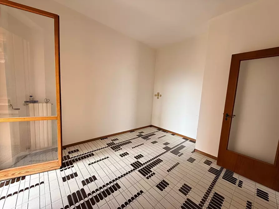 Immagine 14 di Trilocale in vendita  in Via Vincenzo Ciardo 1 a Lecce