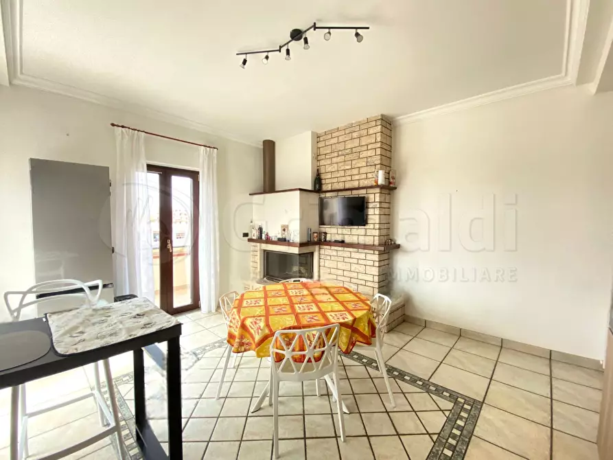 Immagine 5 di Trilocale in vendita  a Villaricca