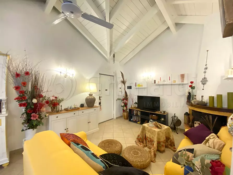 Immagine 1 di Trilocale in vendita  a Giugliano In Campania