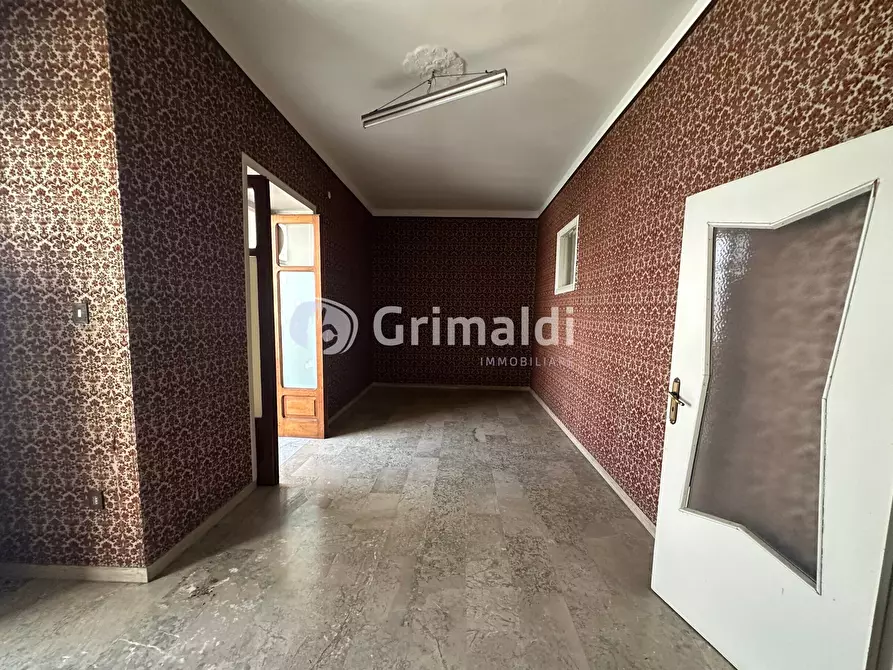 Immagine 8 di Trilocale in vendita  in Via Giacomo Leopardi 6 a Acerra