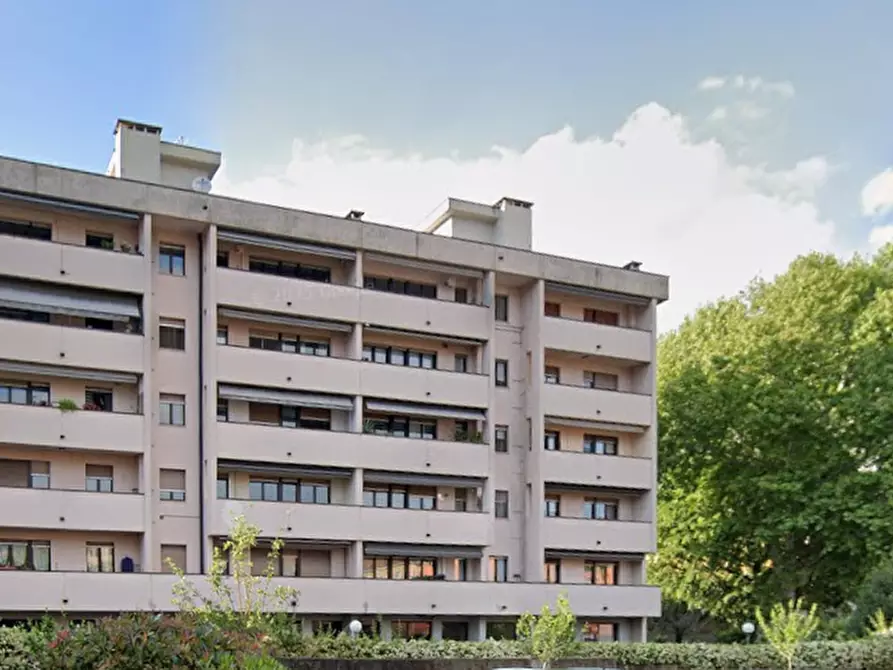 Immagine 2 di Bilocale in vendita  in Aldo Moro 28 a Como