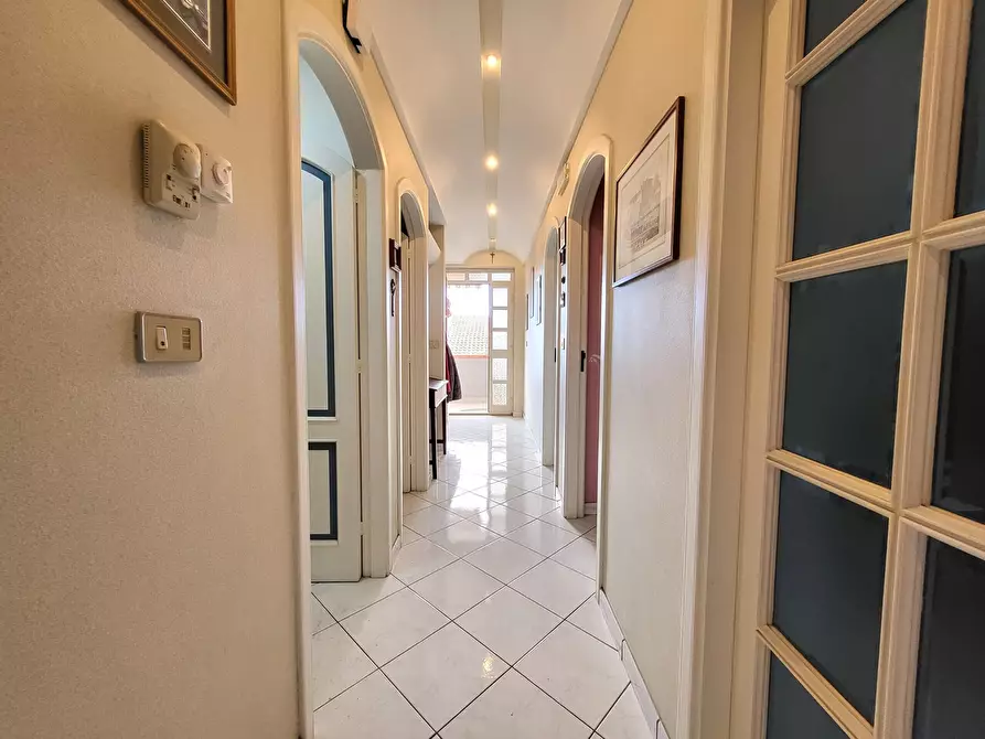 Immagine 26 di Trilocale in vendita  in Via Gaetano Donizetti 13 a Taormina