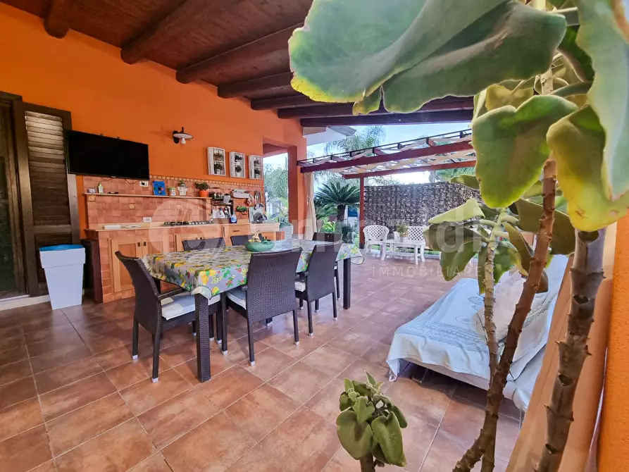 Immagine 8 di Villa in vendita  in Via delle Muse 39 a Siracusa