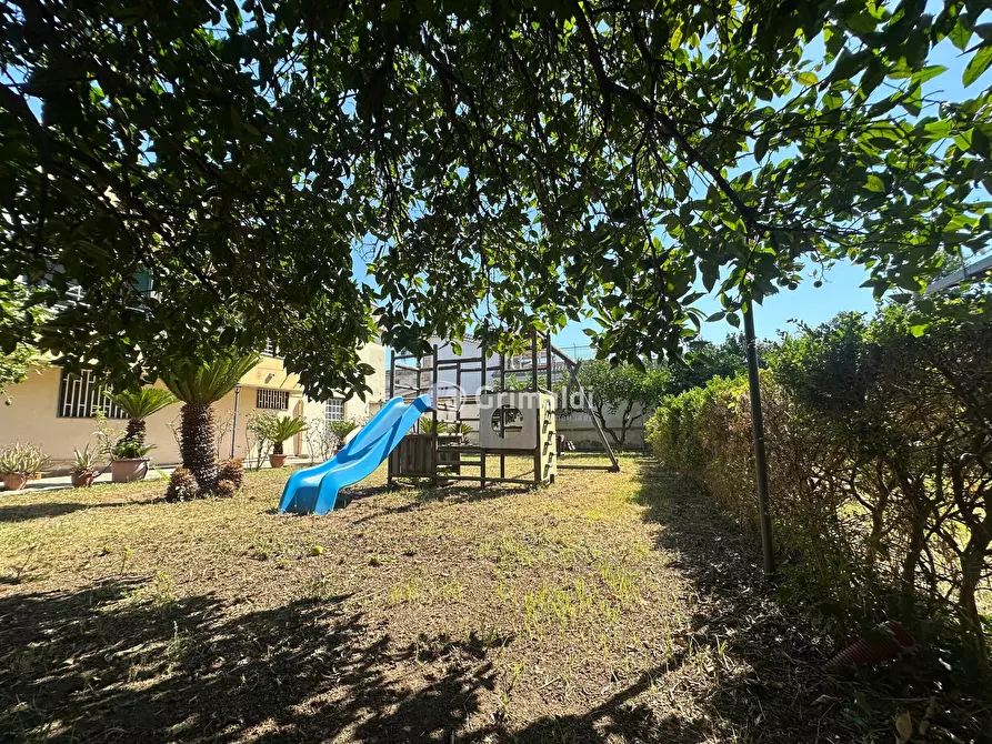 Immagine 24 di Villa in vendita  in Via G. Pastore 32 a Acerra