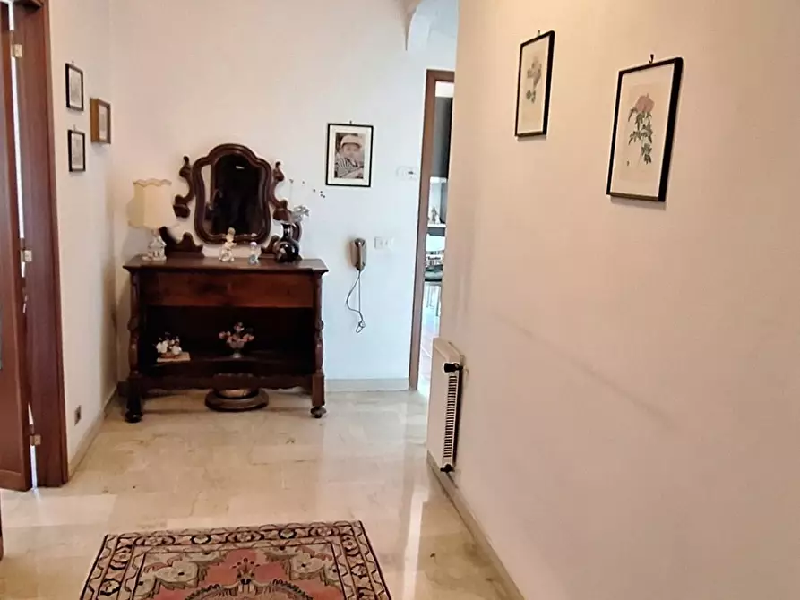 Immagine 3 di Appartamento in vendita  in Via S.Maria di Gesù Inferiore 13 a Messina