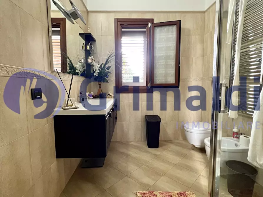 Immagine 6 di Villa in vendita  in Strada I Nucleo Erchie Piccola 10 a Lizzanello