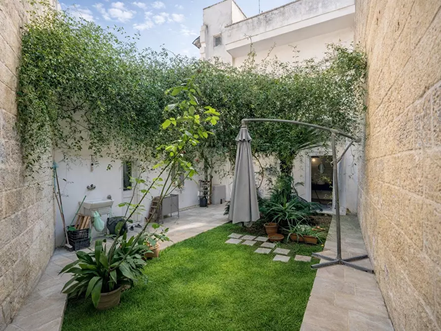 Immagine 3 di Casa indipendente in vendita  in Via Paolo Colaci 48 a Lecce