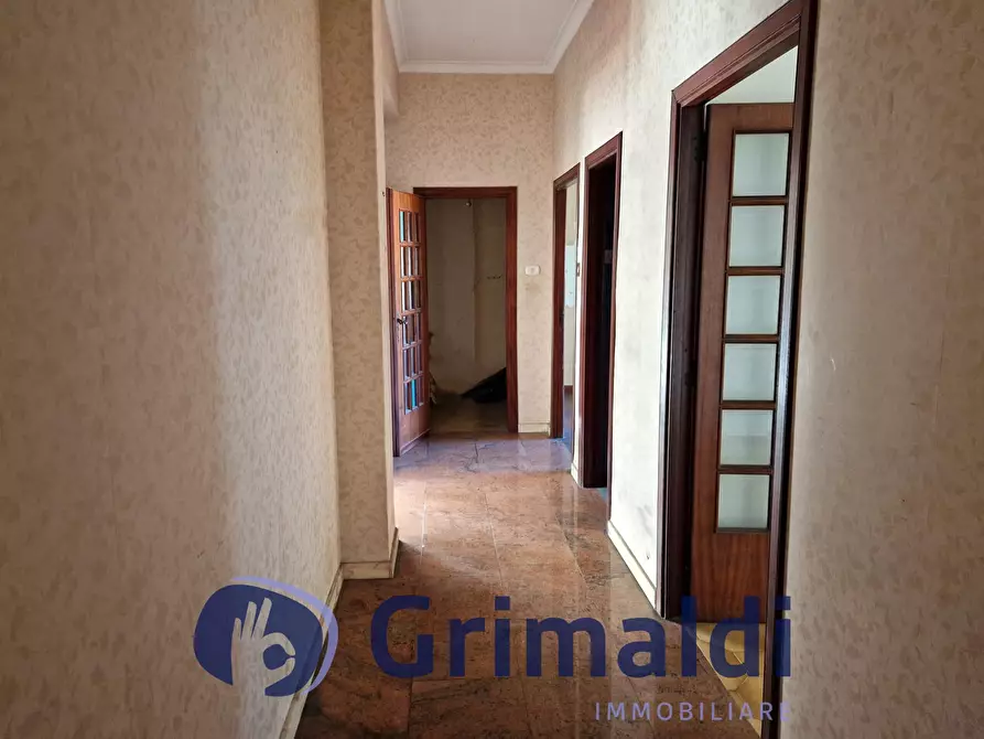 Immagine 13 di Pentalocale in vendita  in Via Michelangelo Schipa a Napoli