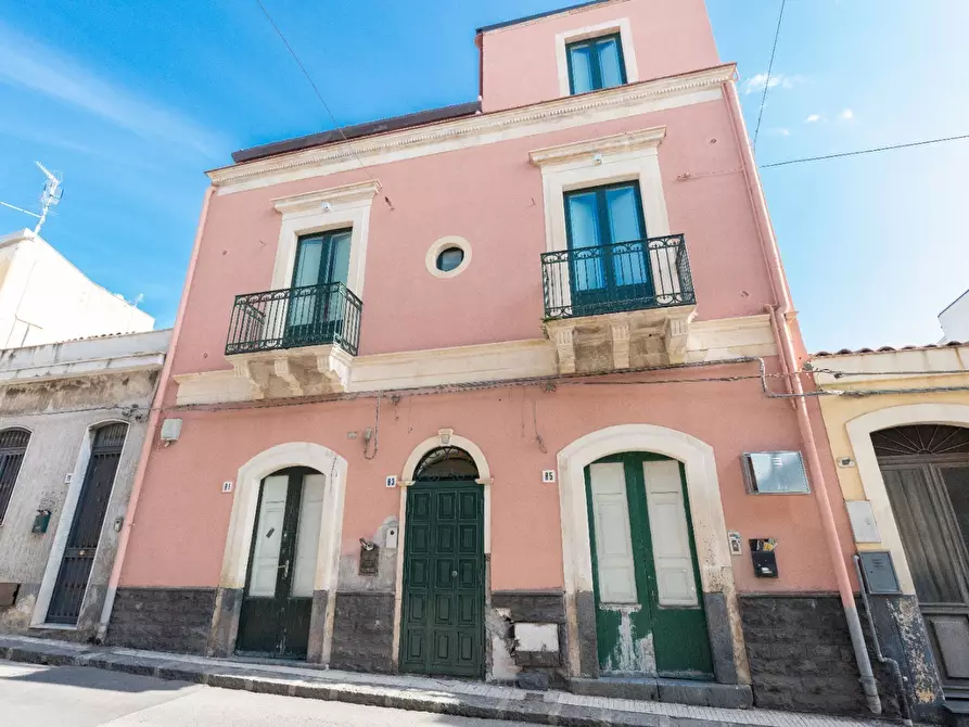 Immagine 20 di Appartamento in affitto  in Via Re Martino 83 a Aci Castello