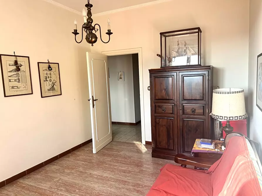Immagine 10 di Appartamento in vendita  a Terracina