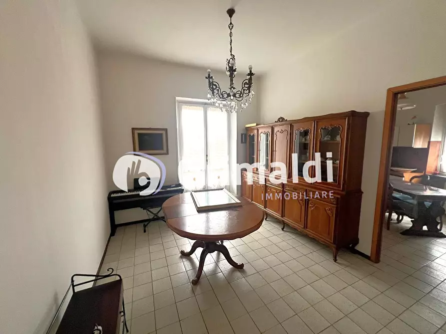 Immagine 10 di Trilocale in vendita  in Via Alessandro di Gifflenga 7 a Vercelli