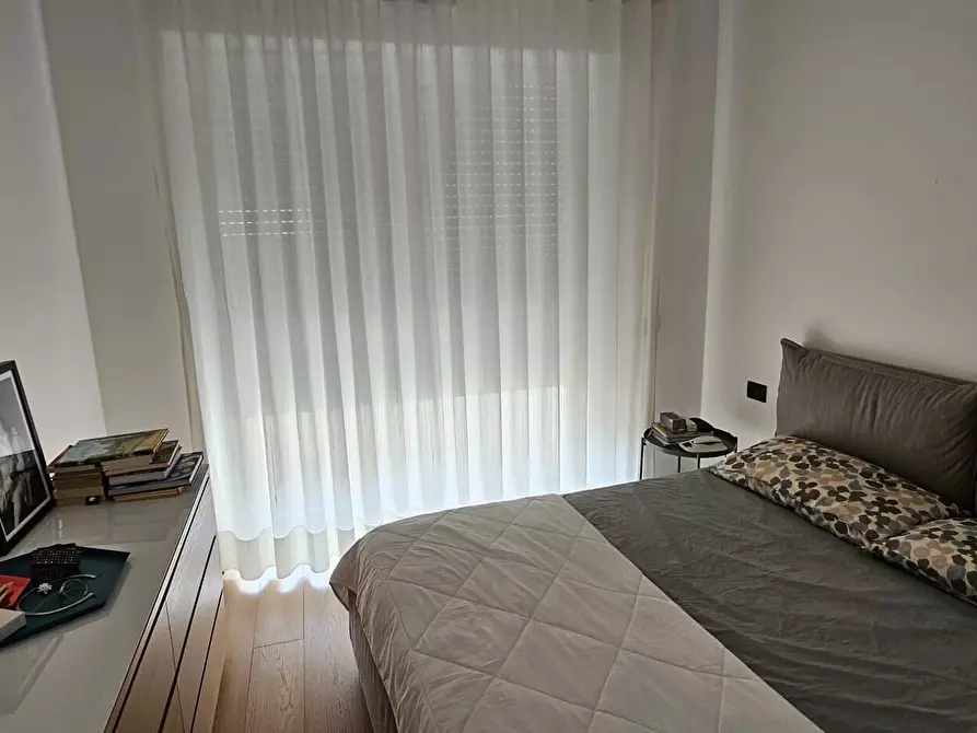 Immagine 10 di Quadrilocale in vendita  in Via XX Settembre 5 a Como