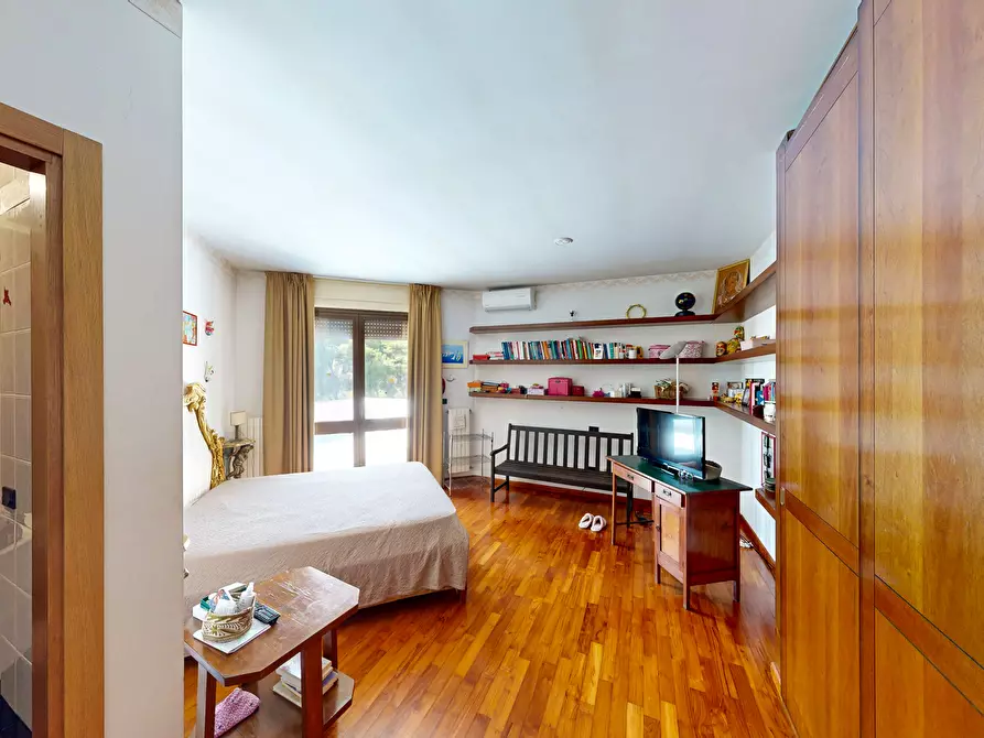 Immagine 49 di Villa in vendita  in Via Venosa 5 a Lecce