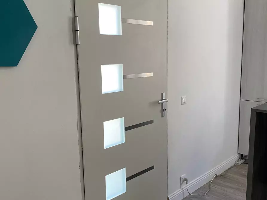 Immagine 8 di Bilocale in vendita  a Como