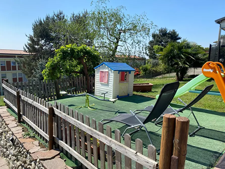 Immagine 30 di Villa in vendita  in Via delle Busacce 28 a San Fermo Della Battaglia