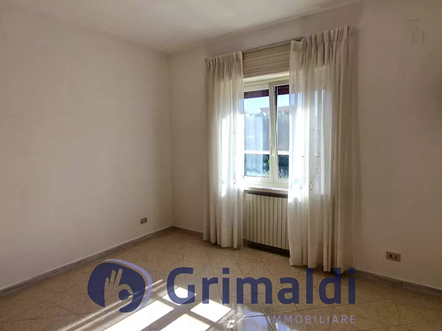 Immagine 24 di Villa in vendita  in Via Comunale Guantai Ad Orsolone 177 a Napoli