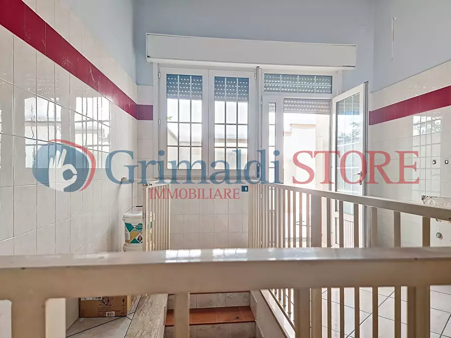 Immagine 9 di Trilocale in vendita  in Via Risorgimento 24 a Erchie