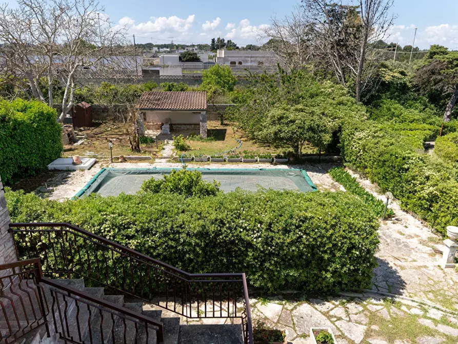 Immagine 60 di Villa in vendita  in Via Camaiore 2 a Lecce