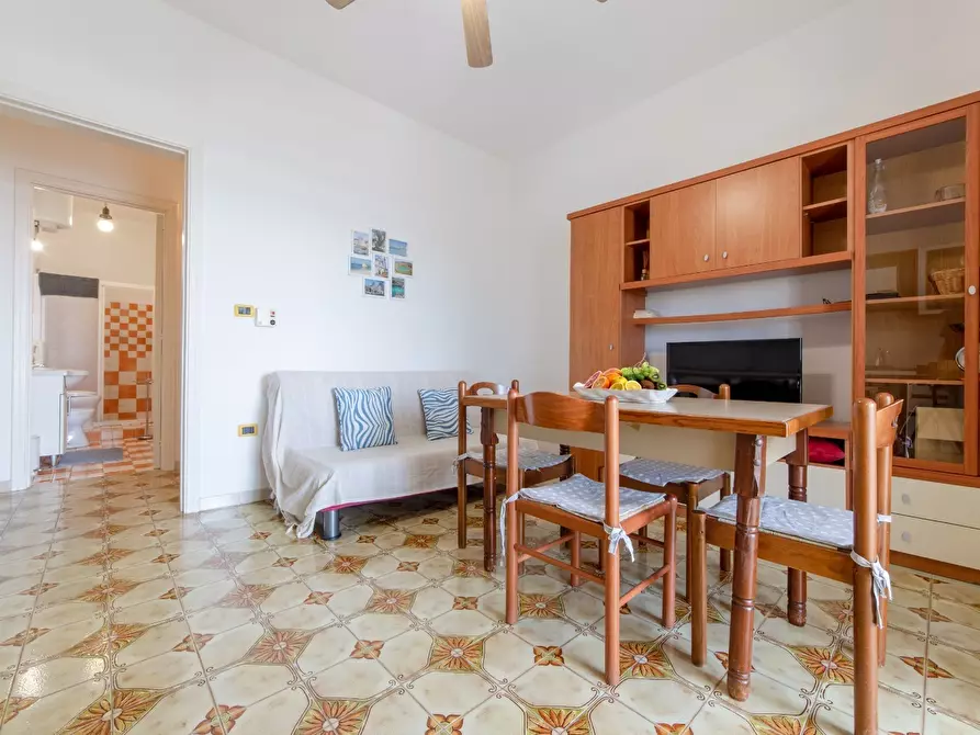 Immagine 7 di Pentalocale in vendita  in Via Giovanni Battista Tiepolo 53 a Ugento