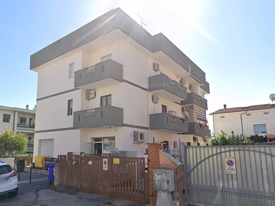 Immagine 36 di Appartamento in vendita  in LARICI 24 a Aprilia