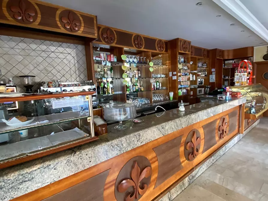 Immagine 6 di Bar / Ristorante in vendita  in Via Venezia 12 a Nettuno