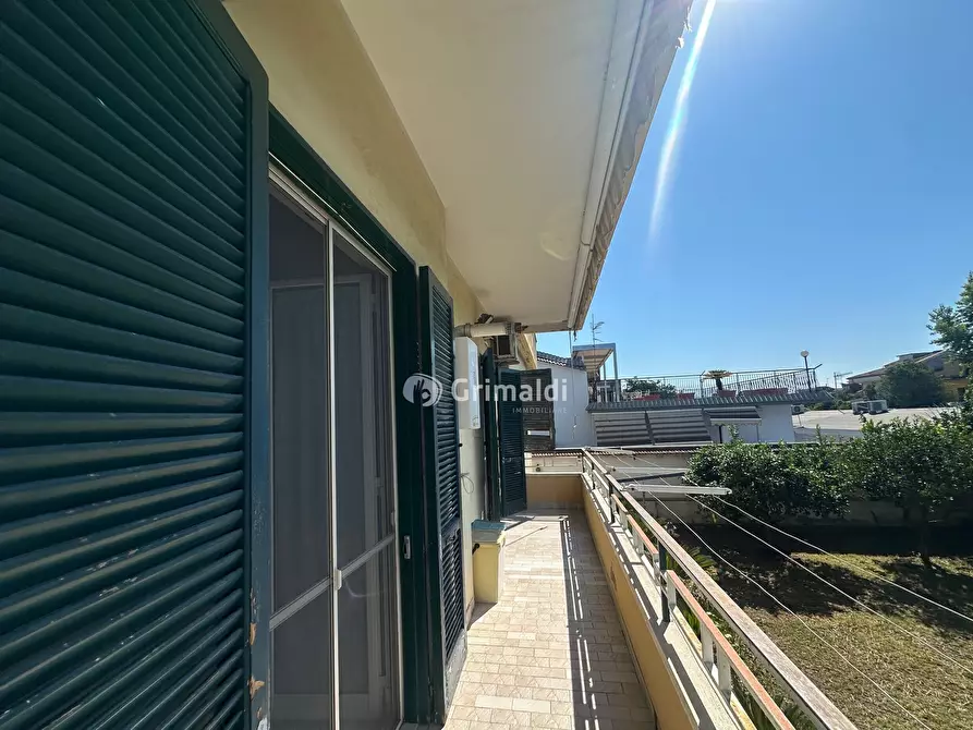 Immagine 17 di Villa in vendita  in Via G. Pastore 32 a Acerra
