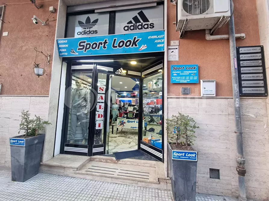 Immagine 2 di Locale commerciale in vendita  in Viale Zecchino 81 a Siracusa