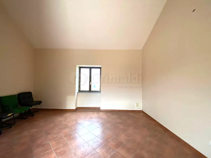 Immagine 7 di Ufficio in affitto  a Villaricca