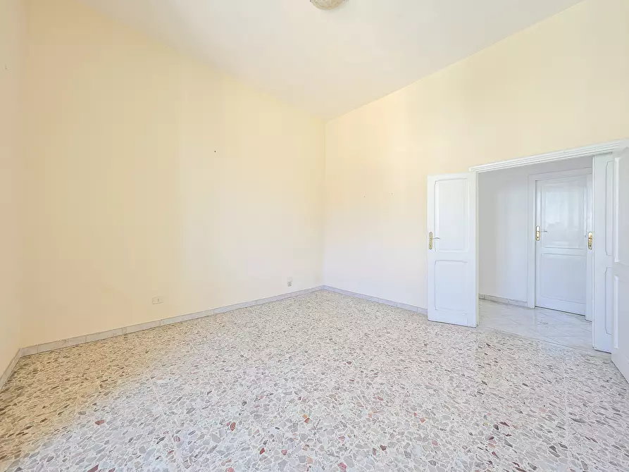 Immagine 14 di Quadrilocale in vendita  in Corso Vittoria Colonna 56 a Marino