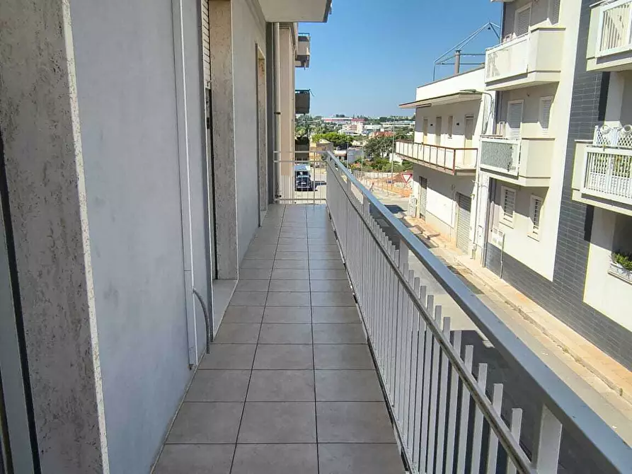 Immagine 4 di Appartamento in vendita  in Via Vincenzo Fato a Castellana Grotte