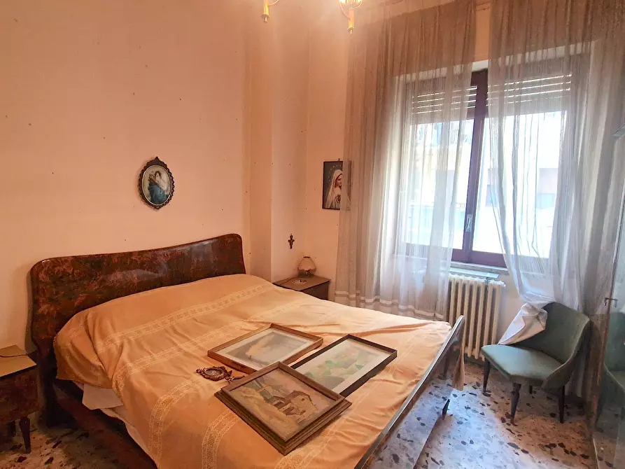 Immagine 22 di Quadrilocale in vendita  in Via Carlo Del Balzo 55 a Avellino