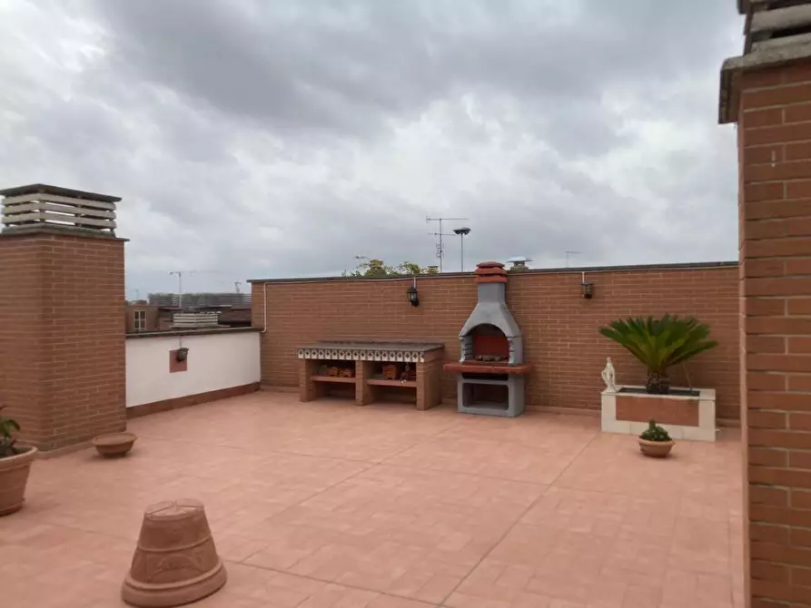 Immagine 56 di Attico in vendita  in Via Andrea Millevoi 401 a Roma