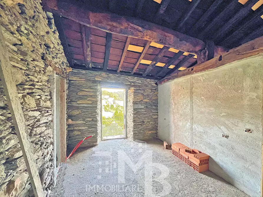 Immagine 17 di Pentalocale in vendita  in Via Chiesa Calcinara 44 a Uscio