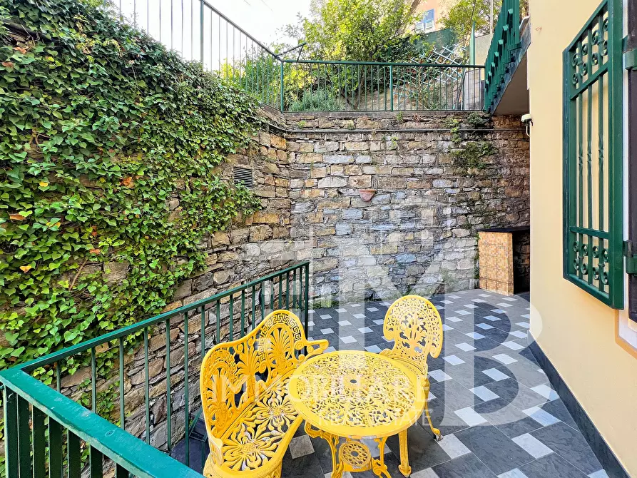 Immagine 3 di Quadrilocale in vendita  a Camogli