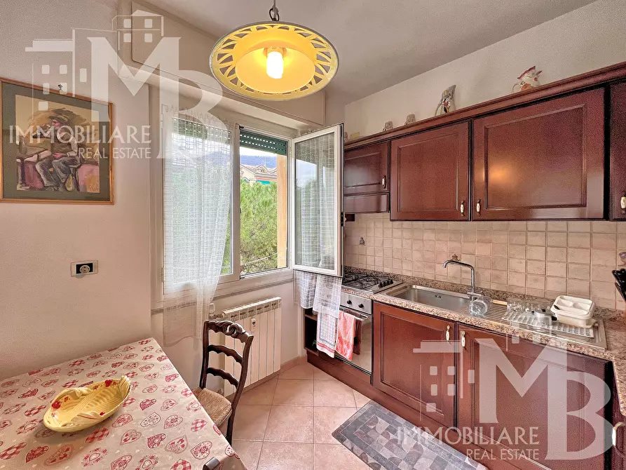 Immagine 28 di Trilocale in vendita  in Via Valleverde 9 a Recco