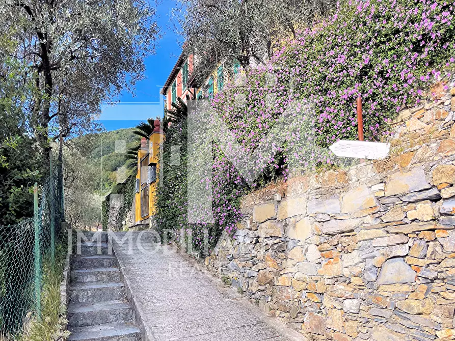 Immagine 1 di Rustico / casale in vendita  in Via Verzemma 31 a Recco