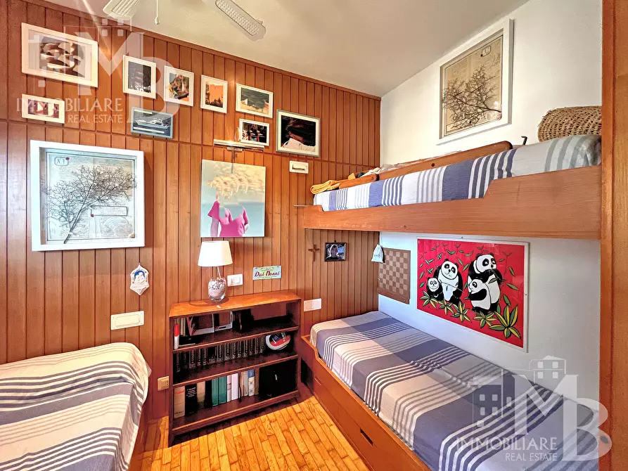 Immagine 50 di Attico in vendita  in Via Alla Torre 2 a Sori