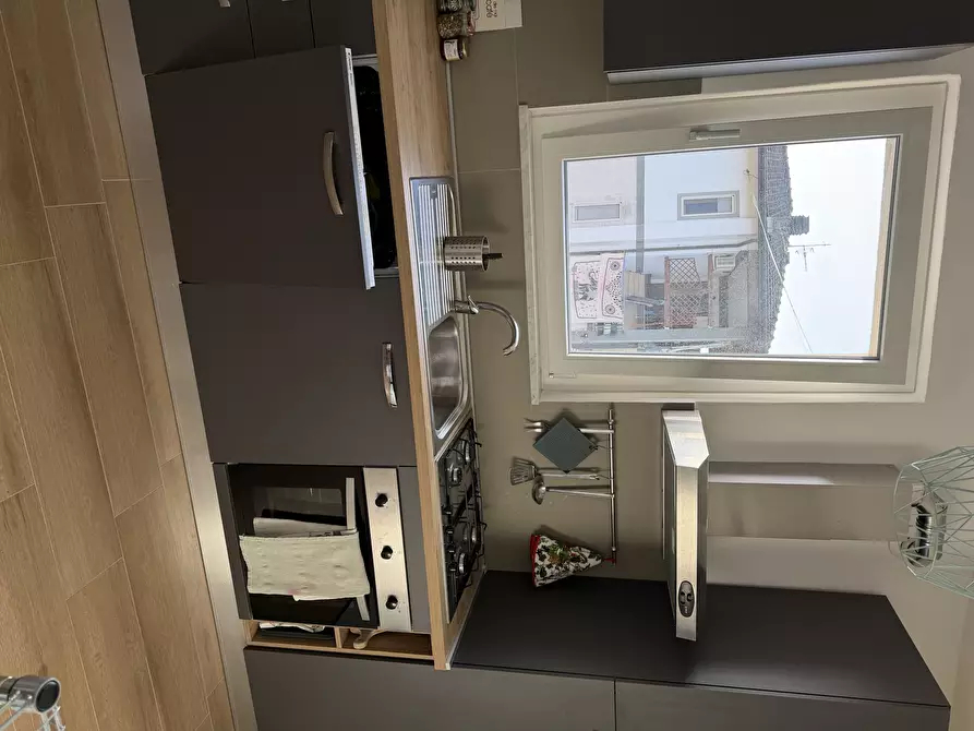 Immagine 9 di Trilocale in affitto  in via paternò a Sarzana