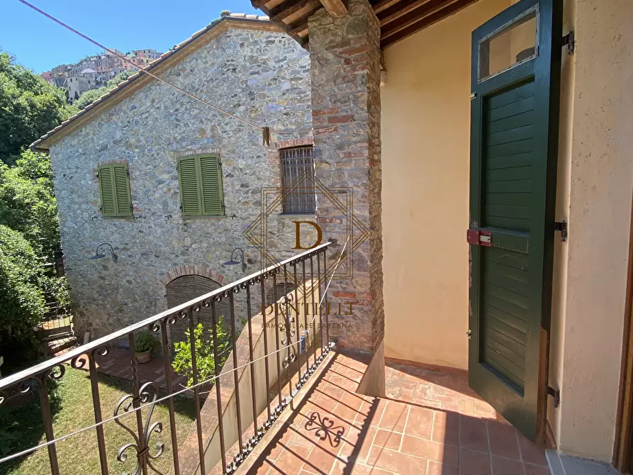 Immagine 34 di Casa bifamiliare in vendita  a Ameglia