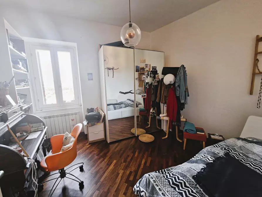 Immagine 9 di Quadrilocale in vendita  a Sarzana