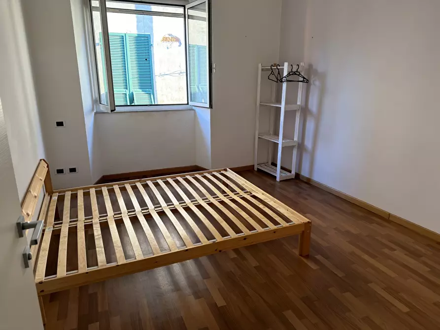 Immagine 10 di Quadrilocale in vendita  a Sarzana