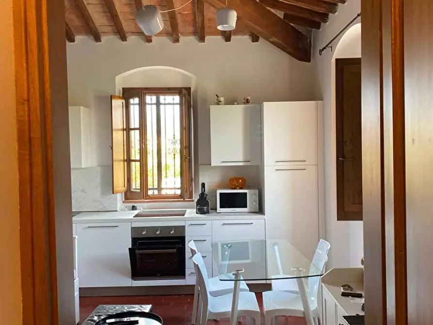 Immagine 7 di Bilocale in vendita  a Sarzana