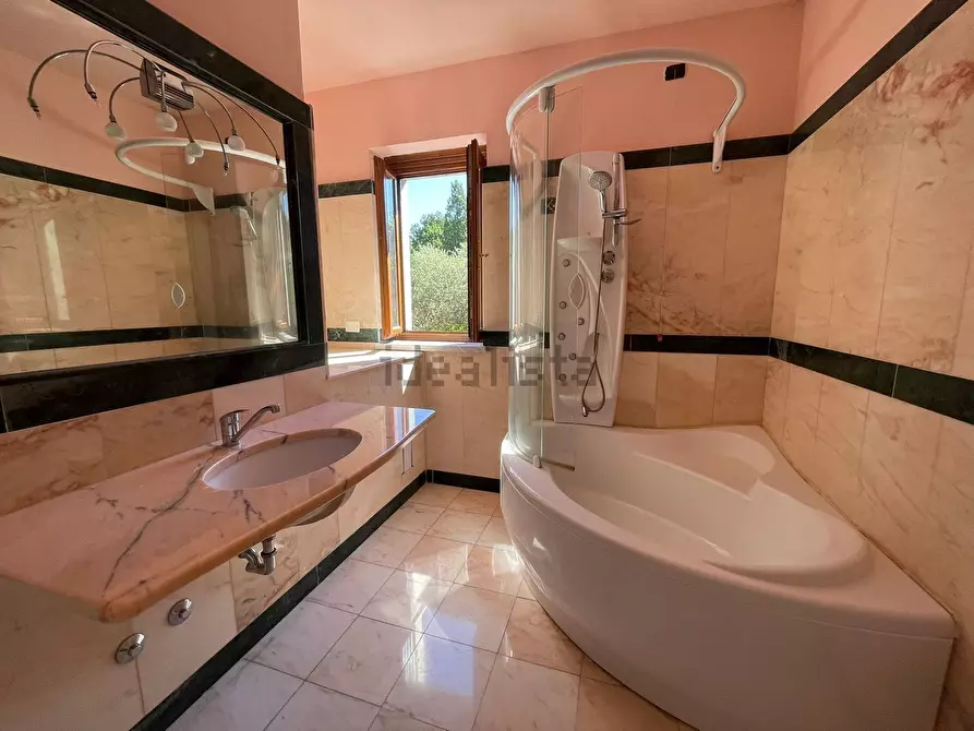 Immagine 20 di Terratetto in vendita  a Sarzana