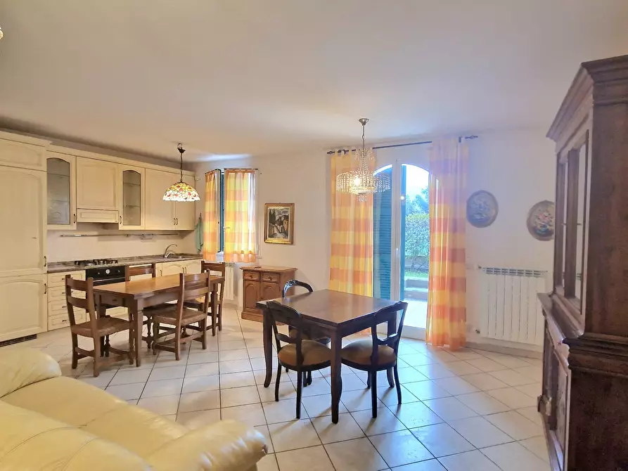 Immagine 1 di Quadrilocale in affitto  a Sarzana