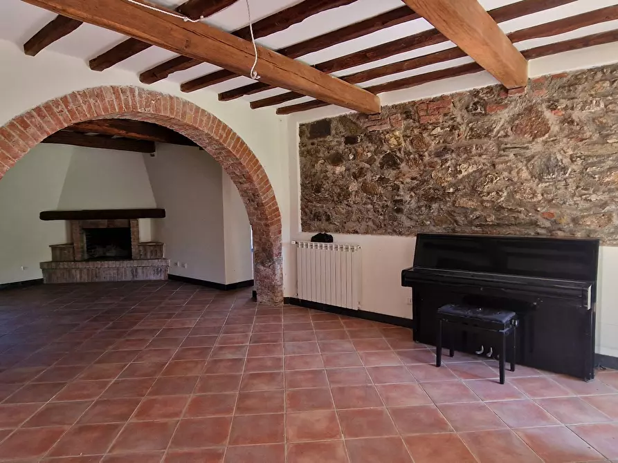 Immagine 1 di Casa indipendente in vendita  a Ameglia