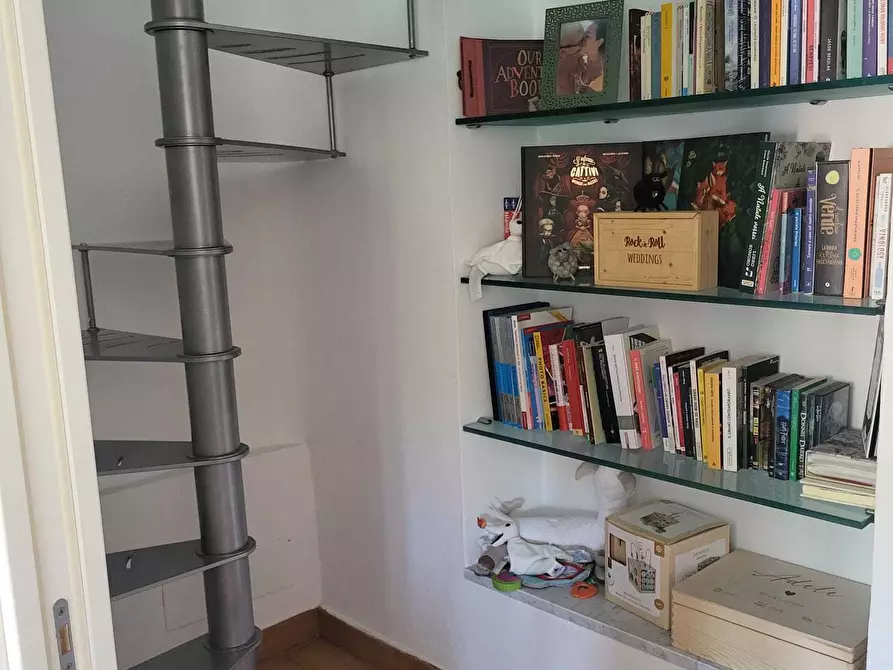 Immagine 35 di Quadrilocale in vendita  a Santo Stefano Di Magra