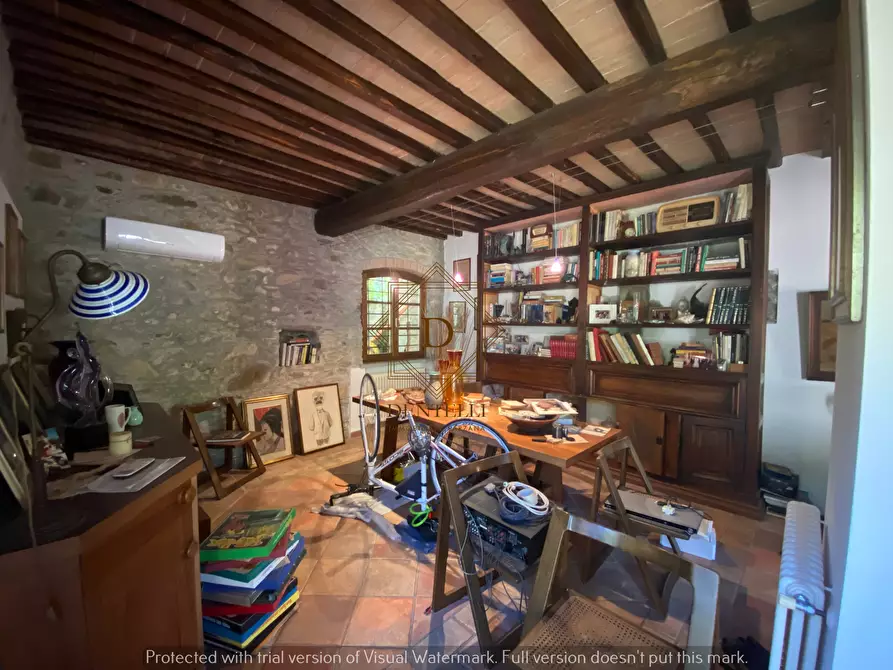 Immagine 13 di Rustico / casale in vendita  a Ameglia