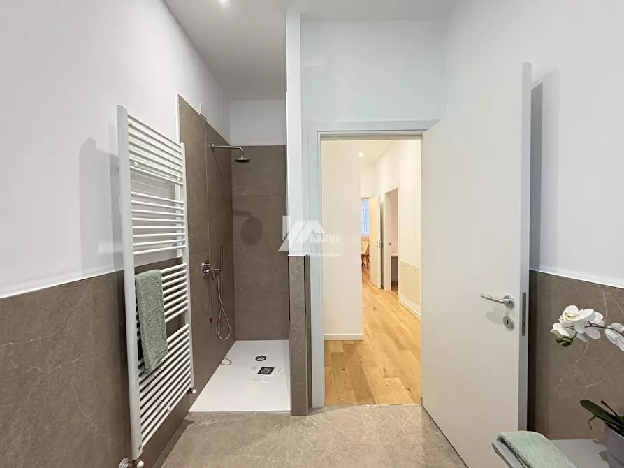 Immagine 11 di Trilocale in vendita  in Via Toscana 34 a Brescia