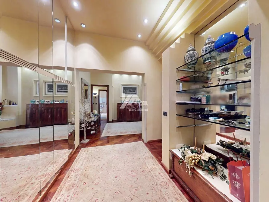 Immagine 6 di Pentalocale in vendita  in Via Ronchi San Francesco da Paola 25 a Brescia